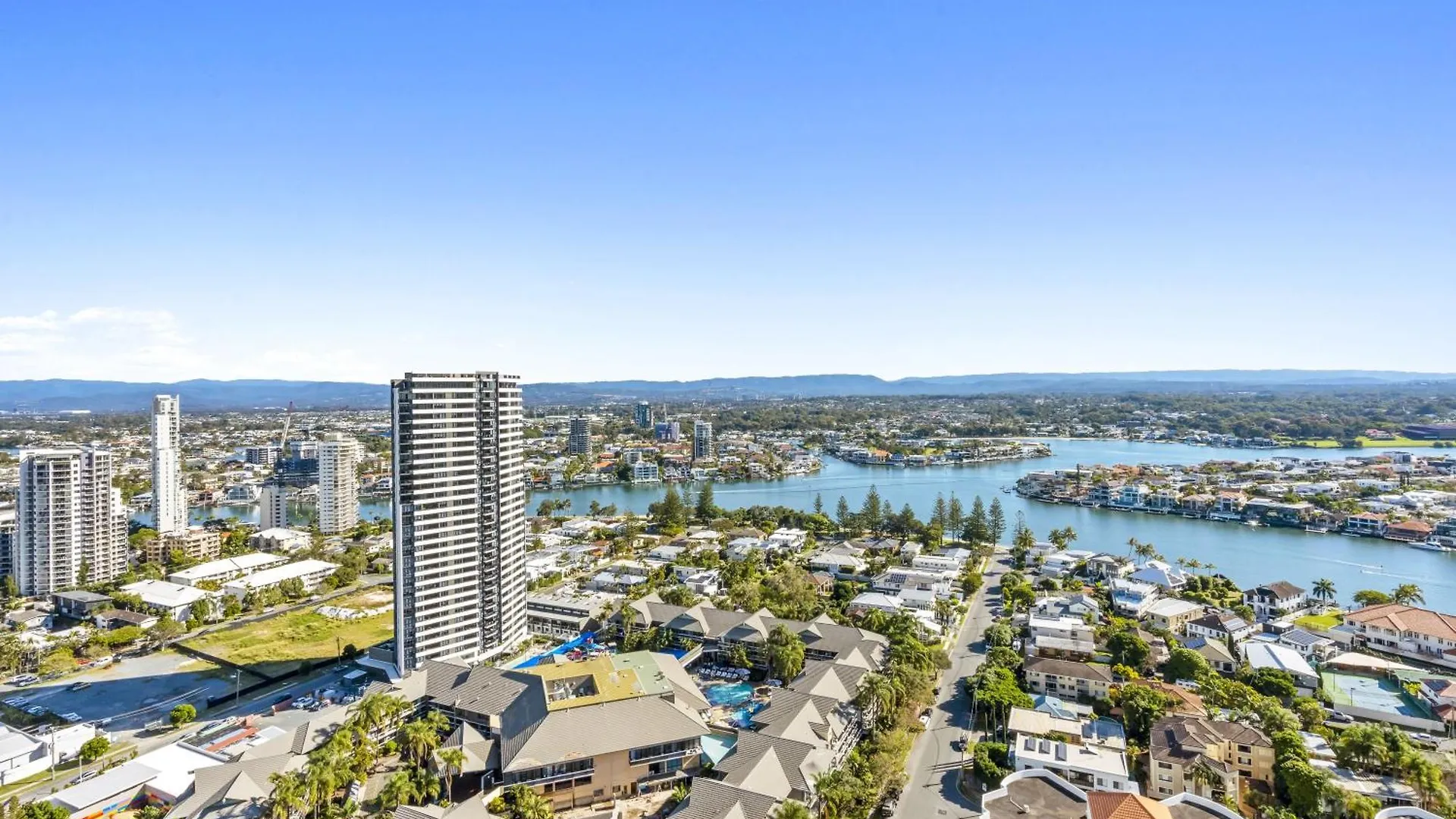 Sun City - Qstay Gold Coast 0*,  Australia
